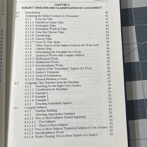 Dewey Decimal Classification, A Practical Guide by Louis May Chan c1996 - Picture 7 of 12